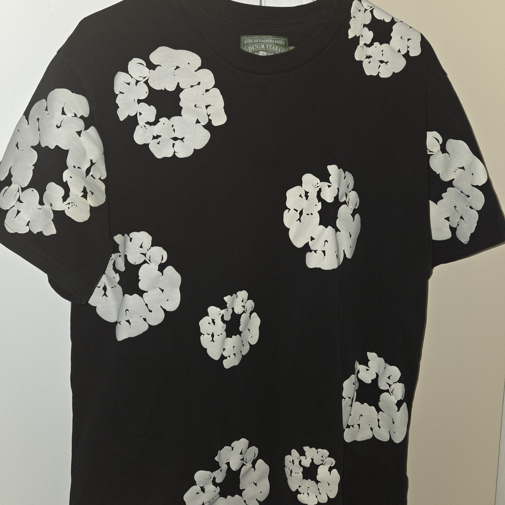 Men's Black Short Sleeve Tee with White Floral Clusters
